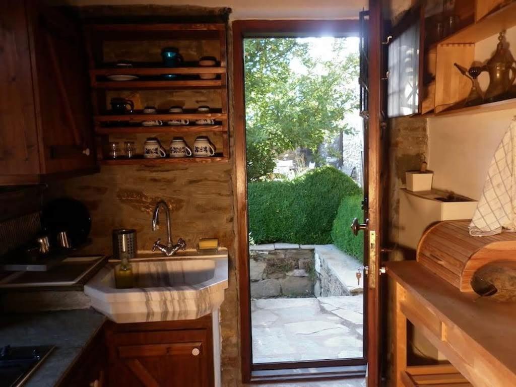 Traditional Greek Cottage Palaiokastron  外观 照片